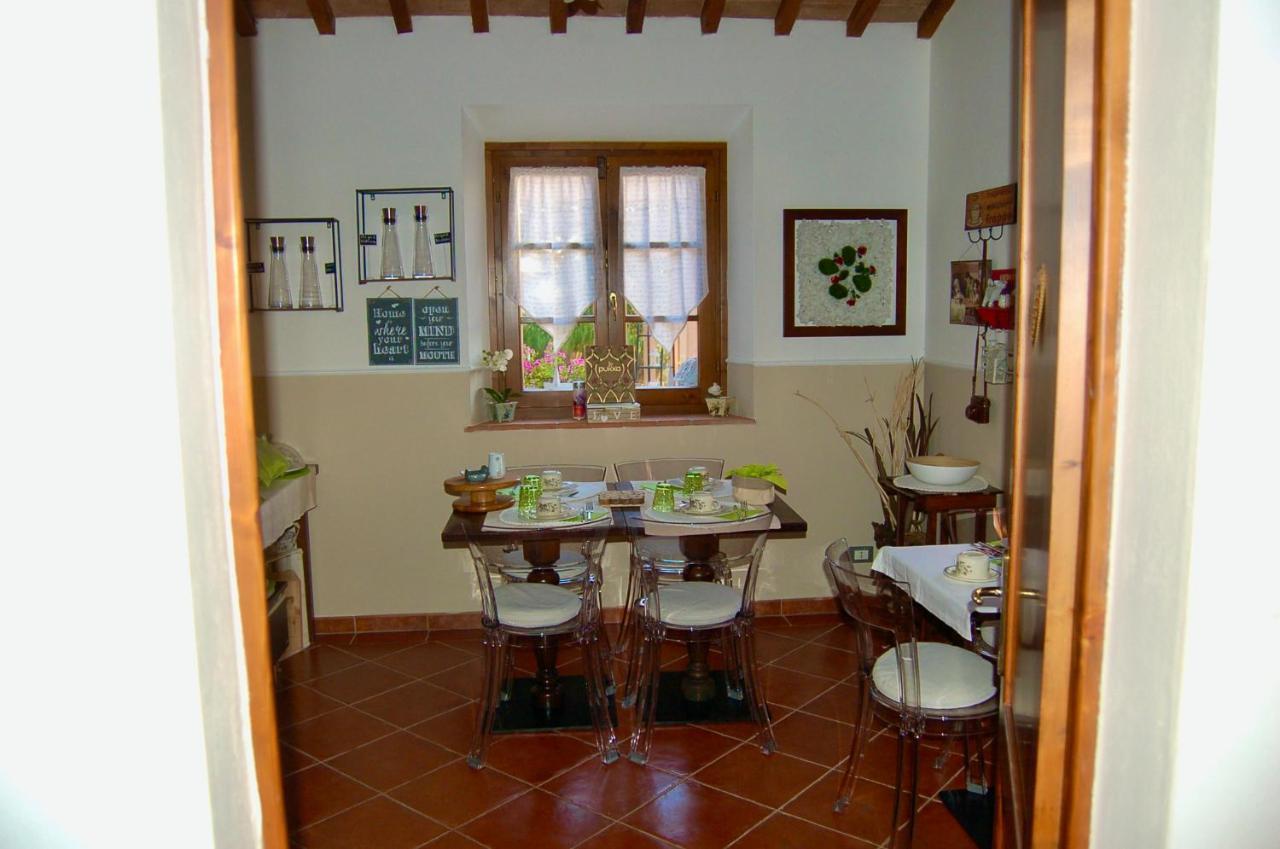 Bed And Breakfast Casale Del Sole Кастеллина-Мариттима Экстерьер фото